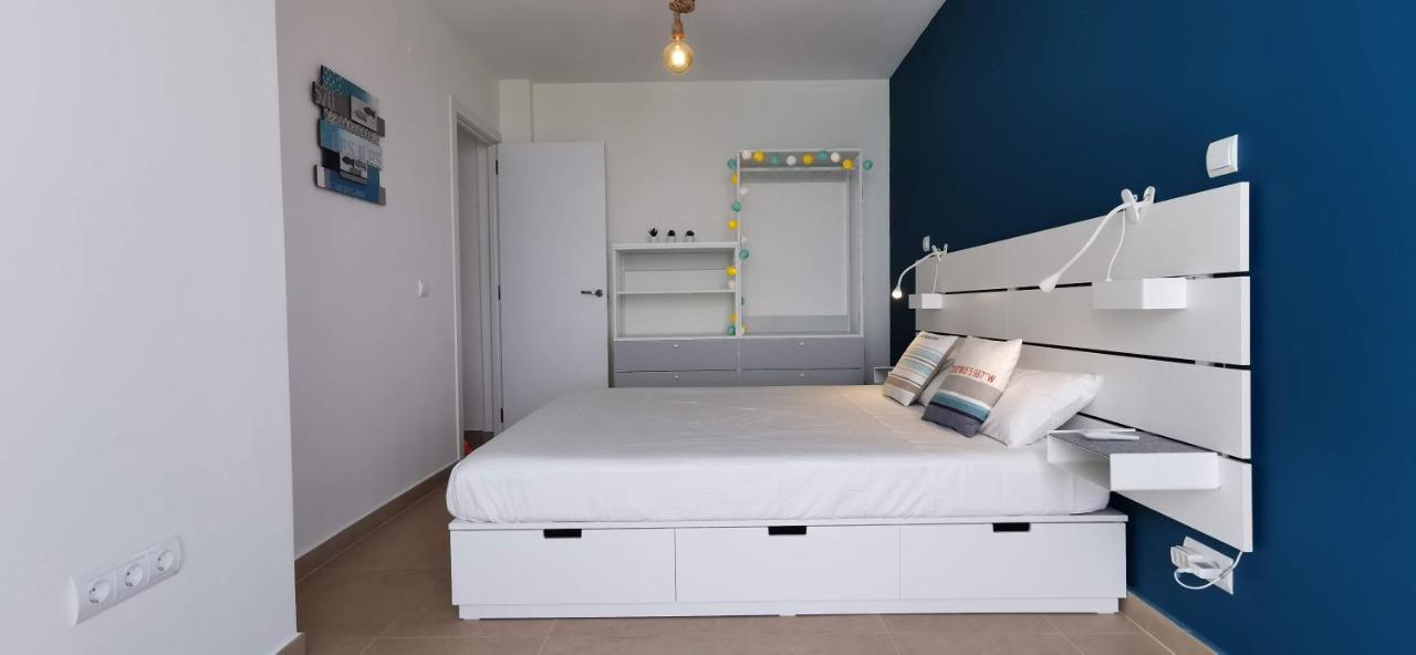 La Perla Cruise Apartment On Private Beach, Modern With Aircon & Wifi Benalmádena Eksteriør billede